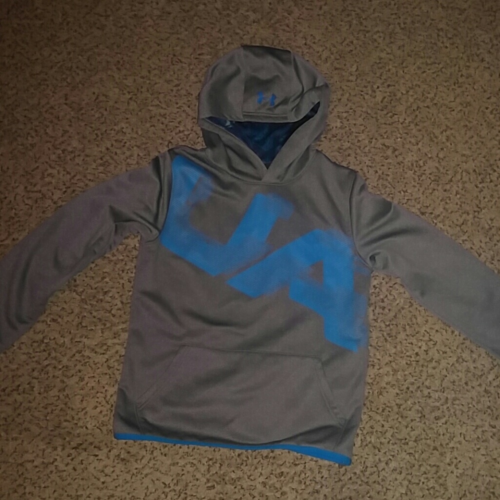 Youth Large Under Armour Hoodie